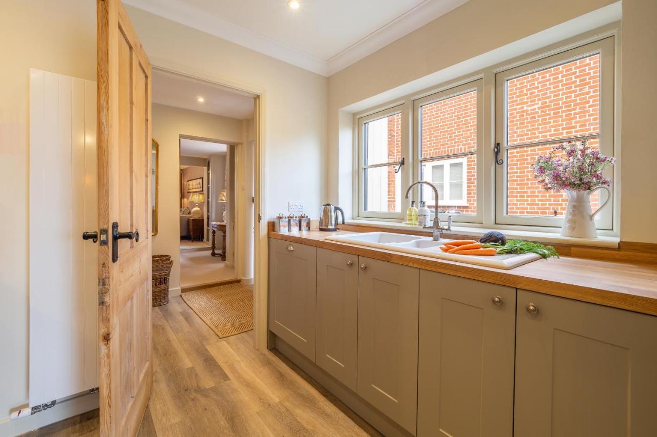 Immaculate Luxury Retreat In Pretty Village With Great Pubs - Box Valley Cottage Stoke by Nayland Exteriör bild