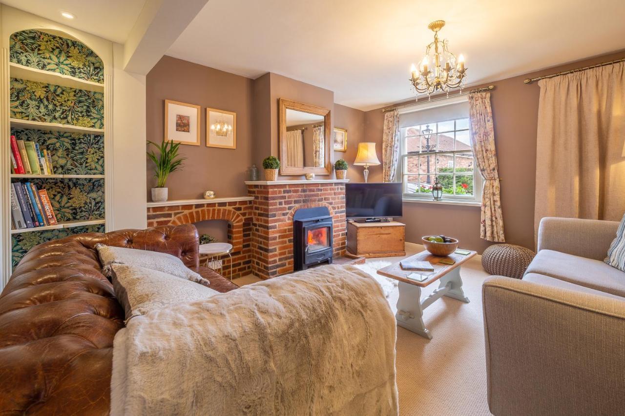 Immaculate Luxury Retreat In Pretty Village With Great Pubs - Box Valley Cottage Stoke by Nayland Exteriör bild