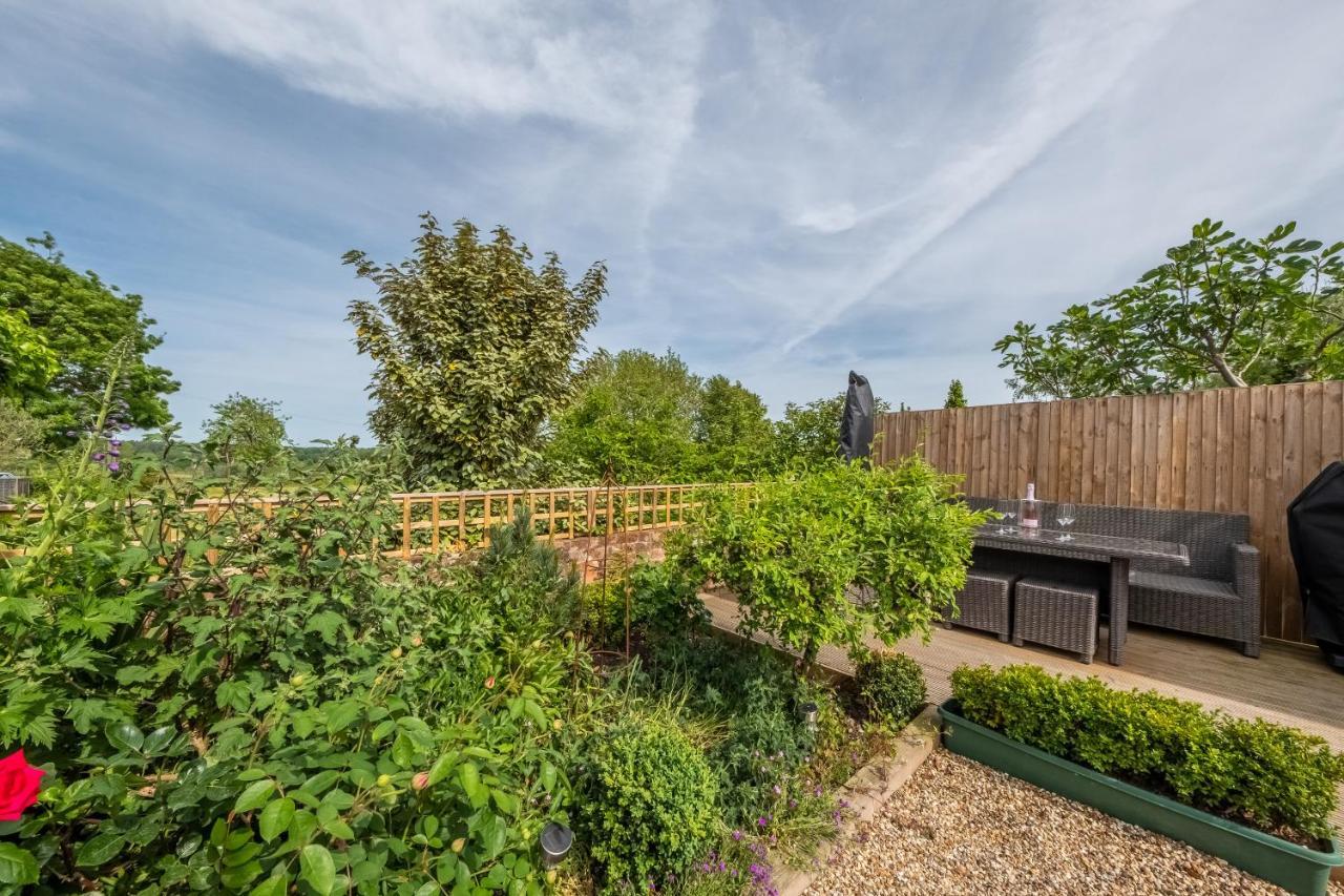 Immaculate Luxury Retreat In Pretty Village With Great Pubs - Box Valley Cottage Stoke by Nayland Exteriör bild